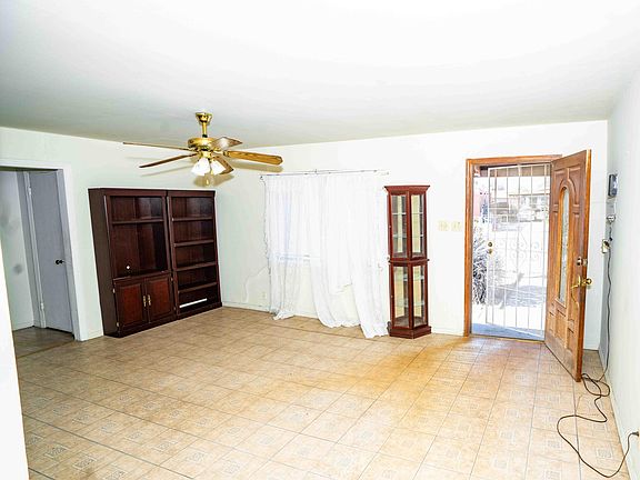 4th image of 140 Teakwood Rd