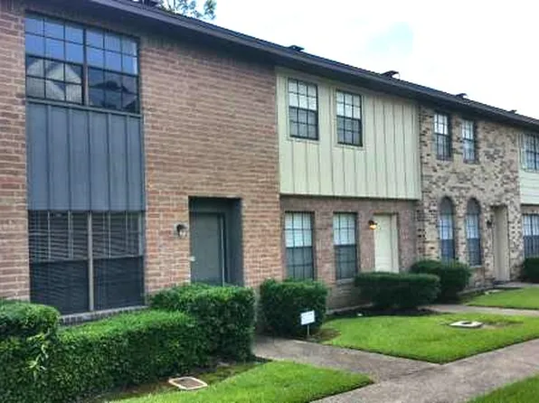 85 E Caldwood Dr APT 6, Beaumont, TX 77707