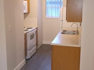 10930 NE Broadway St, Portland, OR 97220
