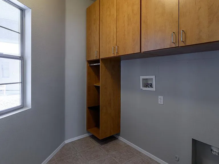 3591 Driving Range St — Photo 40