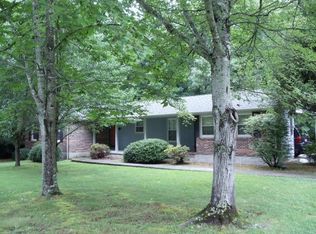 51 Hickory Hollow Dr, Crossville, TN 38555