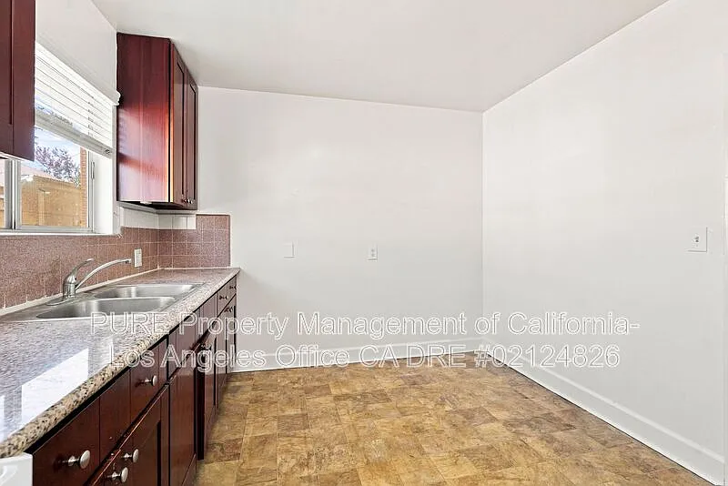 2 bed, 1.0 bath, 850 sqft, $2,250 — Photo 4