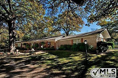 3rd image of 1297 Sunshine Ln