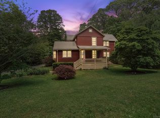 56 Pine Orchard Rd, Branford, CT 06405