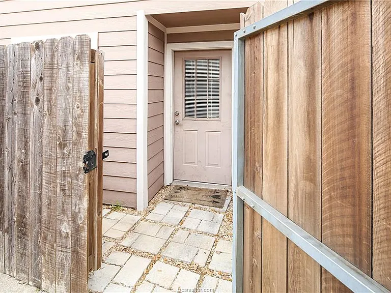 2807 Wildflower Dr #21 — Photo 12
