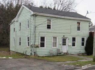 46 Maple St, Lyons, NY 14489