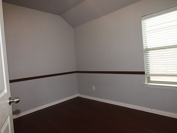 2nd image of 205 Cedar Creek Dr