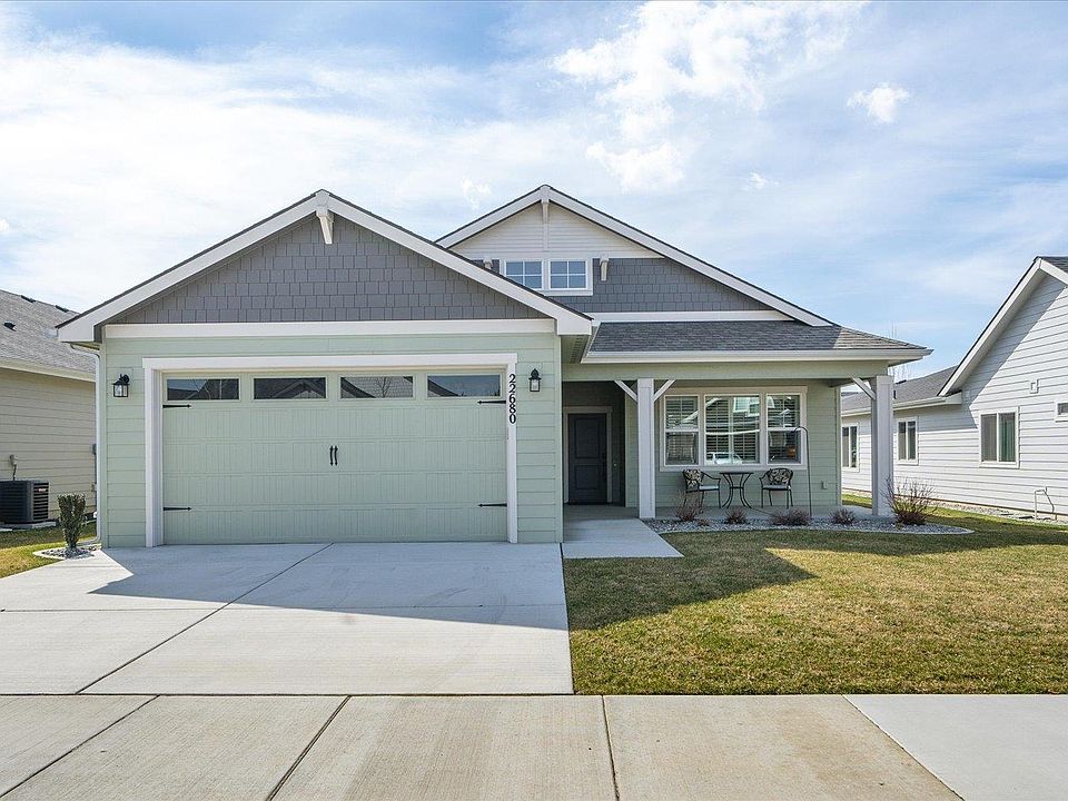 1st image of 22680 E Edgewater Ln