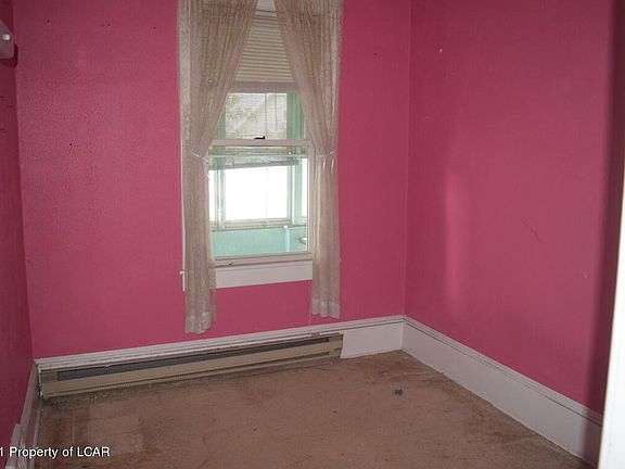 5th image of 261 N Washington St