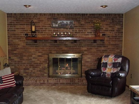 4th image of 7015 Tamarack Dr