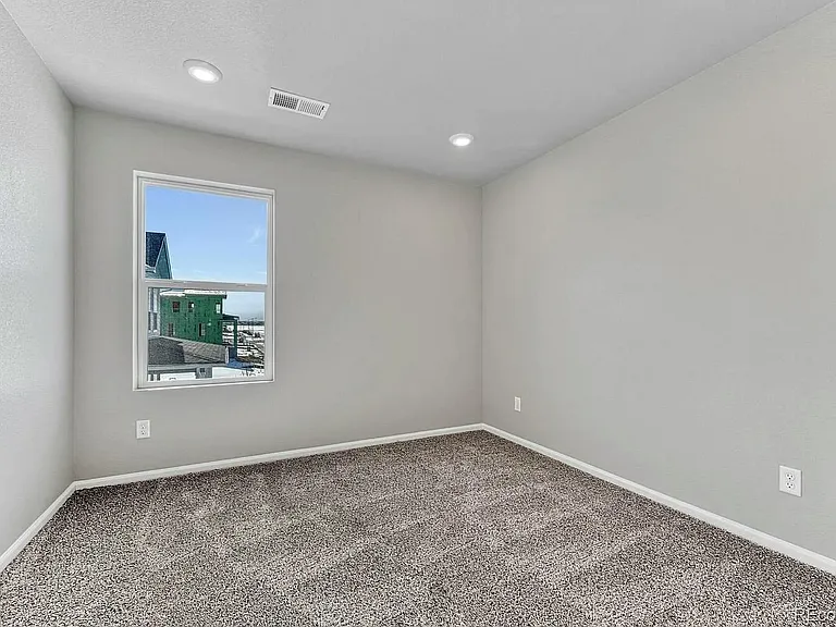 6098 N Lisbon St — Photo 19