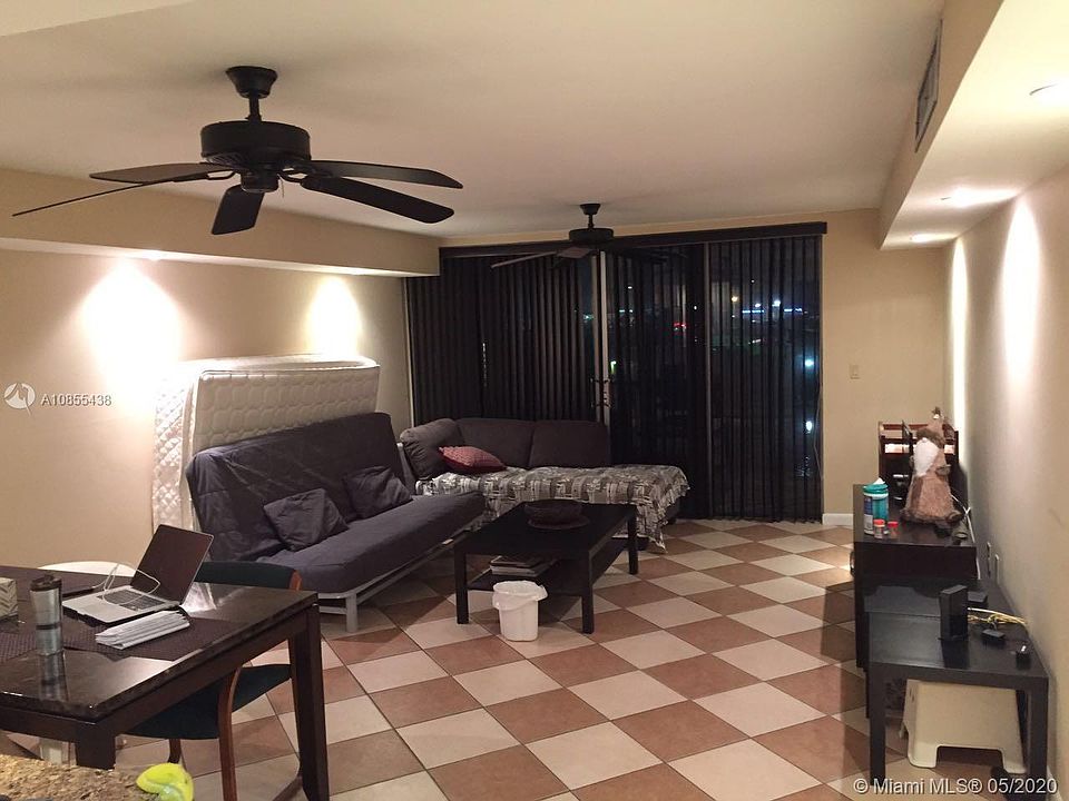 1st image of 1750 NE 191st St APT 426-4
