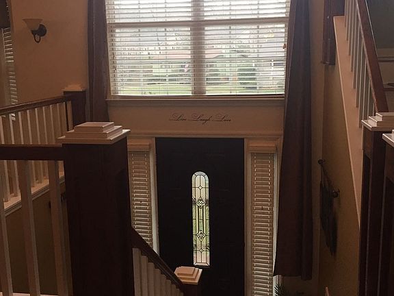 2nd image of 4892 Tanglewood Dr NW