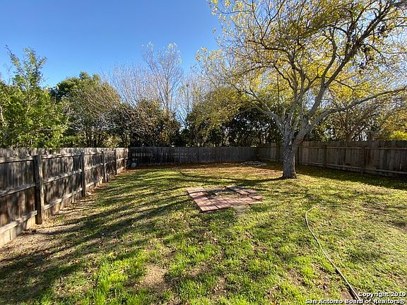 4th image of 15013 Winter View Dr