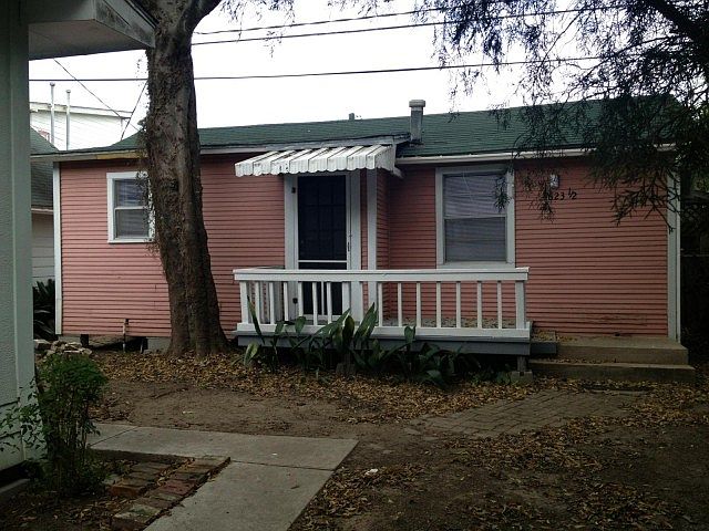 2nd image of 4623 1/2 McKinney