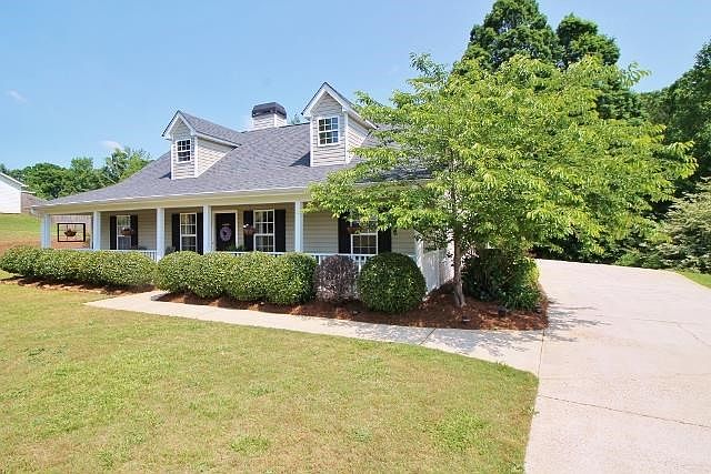 1st image of 336 Cattlemans Cir