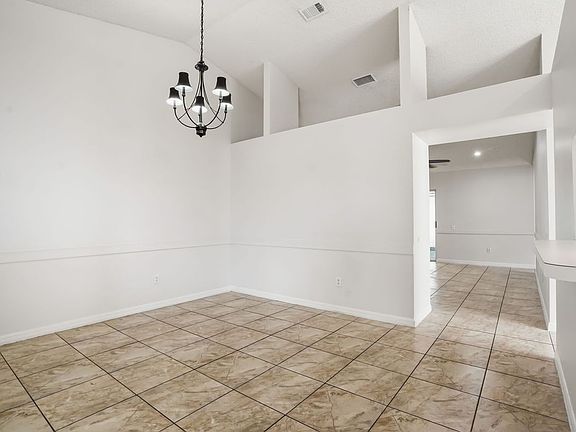 3rd image of 8467 Fort Thomas Way