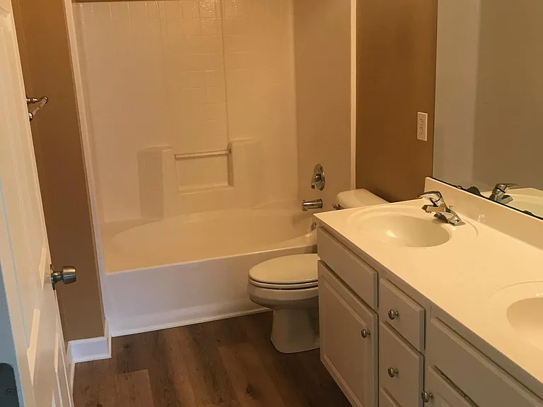 5006 Carleton Dr #95 — Photo 25