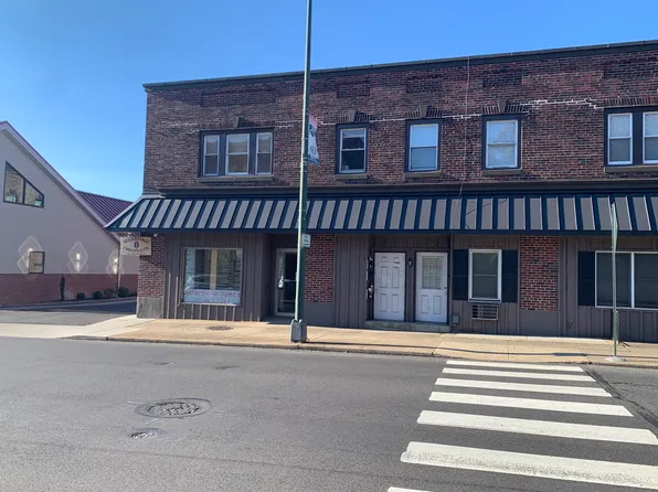 102 N Main St #3, Sellersville, PA 18960