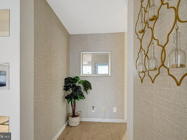 3709 S George Mason Dr #415-E — Photo 6