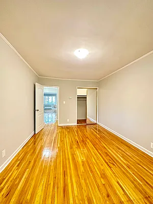 Rented by Zikos Realty Services | media 24