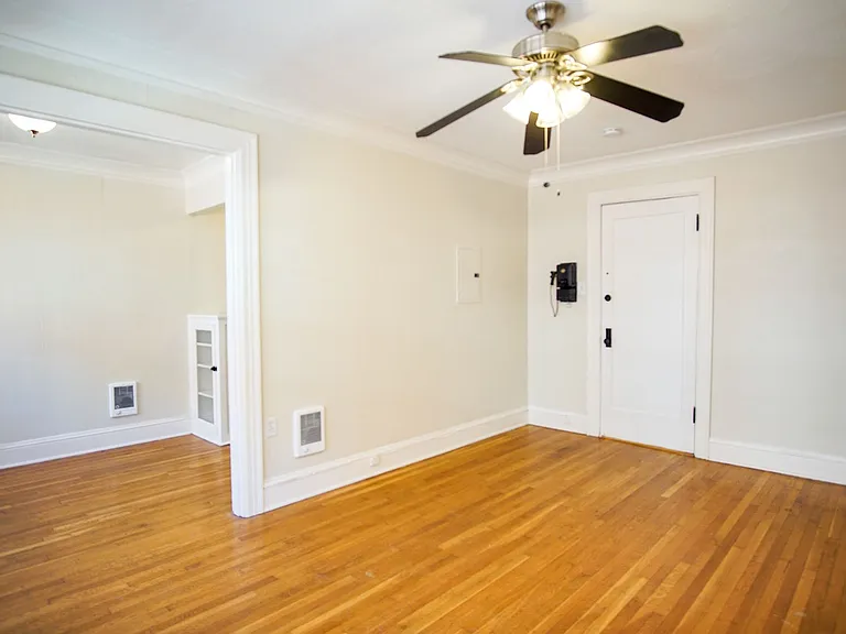 2136 NW Johnson St #204 — Photo 5