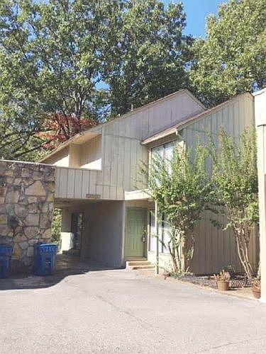 2nd image of 2315 Foxmoor Ln #12