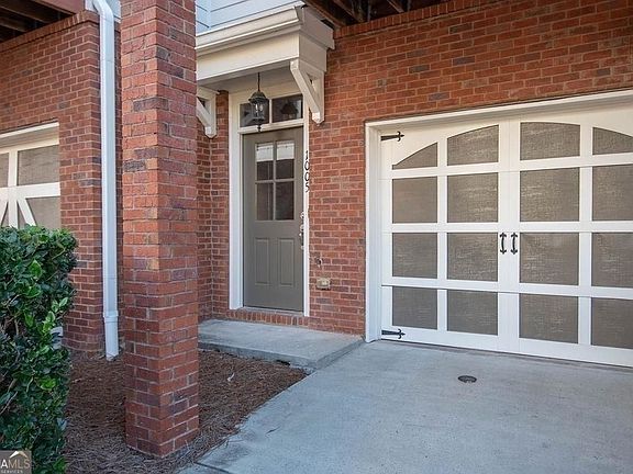 4th image of 1005 Lexington Vlg
