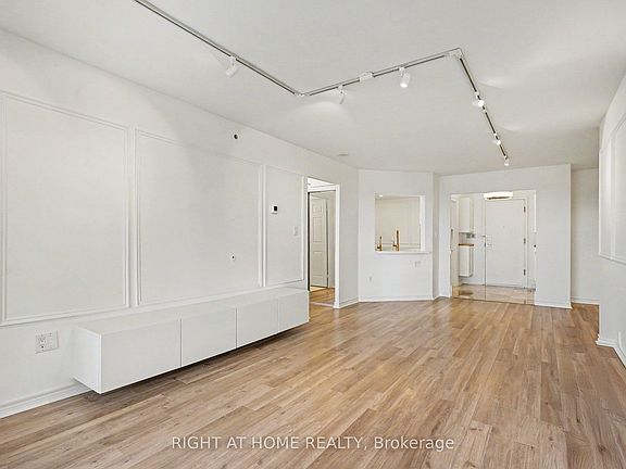 4th image of 228 Bonis Ave #1612