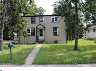 123 Fitzwatertown Rd, Willow Grove, PA 19090