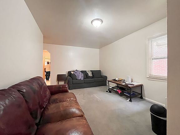 2nd image of 2885 Lafayette Ave Floor 1