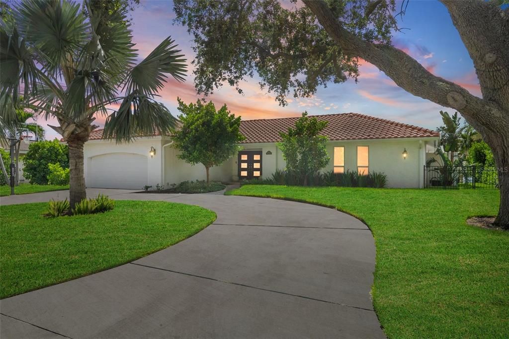 1985 Carolina Ave NE, Saint Petersburg, FL - View 2