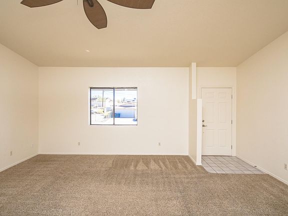 5th image of 2425 Hillview Dr