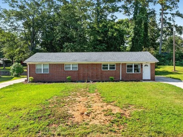 130 Pleasant Dr, Mauldin, SC 29662