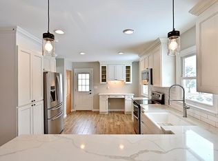 7630 Huron Dr, Gainesville, VA