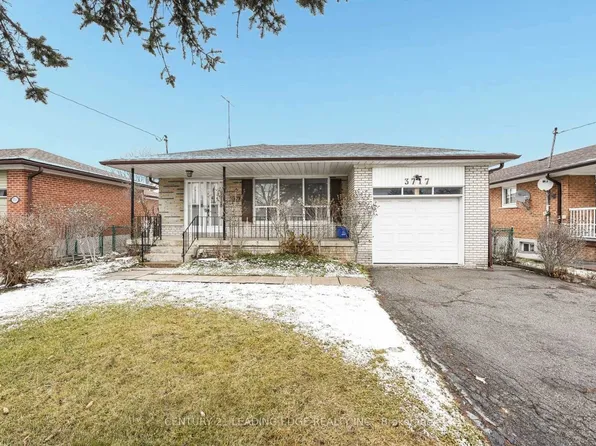3717 Morning Star Dr, Mississauga, ON L4T 1Y6