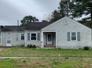 1204 Portlock Rd, Chesapeake, VA 23324