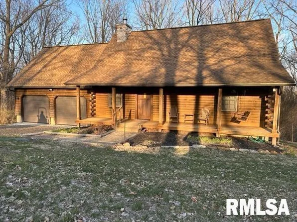 18661 Hilltop Rd, Petersburg, IL 62675