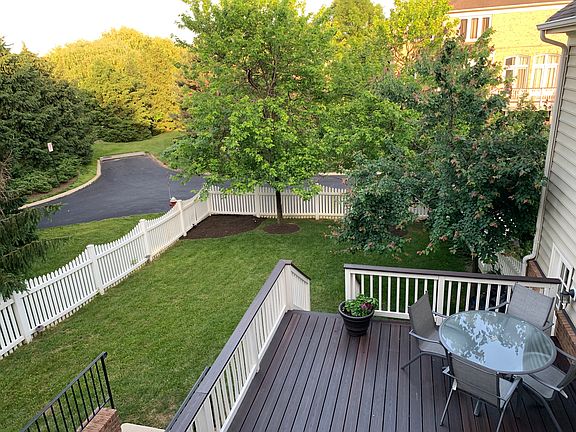 3rd image of 42641 Legacy Park Dr