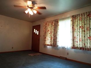 1050 Amherst Ave, Waterloo, IA 50702