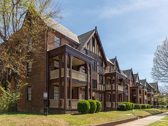 2nd image of 805 N Arthur Ashe Blvd #18
