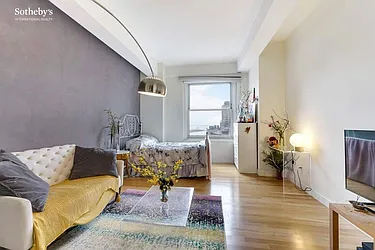 Rented by Sotheby's International Realty