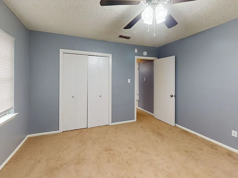 1404 E Vardeman Ave — Photo 19