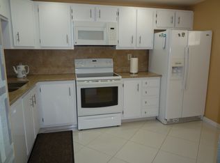 3920 Inverrary Blvd #305C, lauderhill, FL 33319