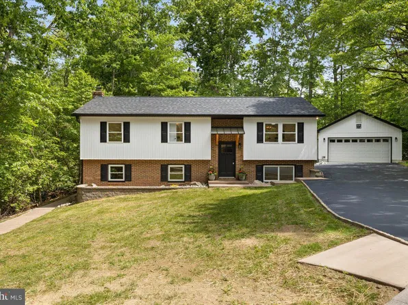 45630 Roper Rd, Lexington Park, MD 20653