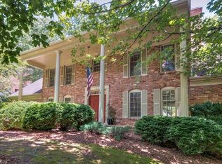 125 Kanawha Dr, Black Mountain, NC 28711