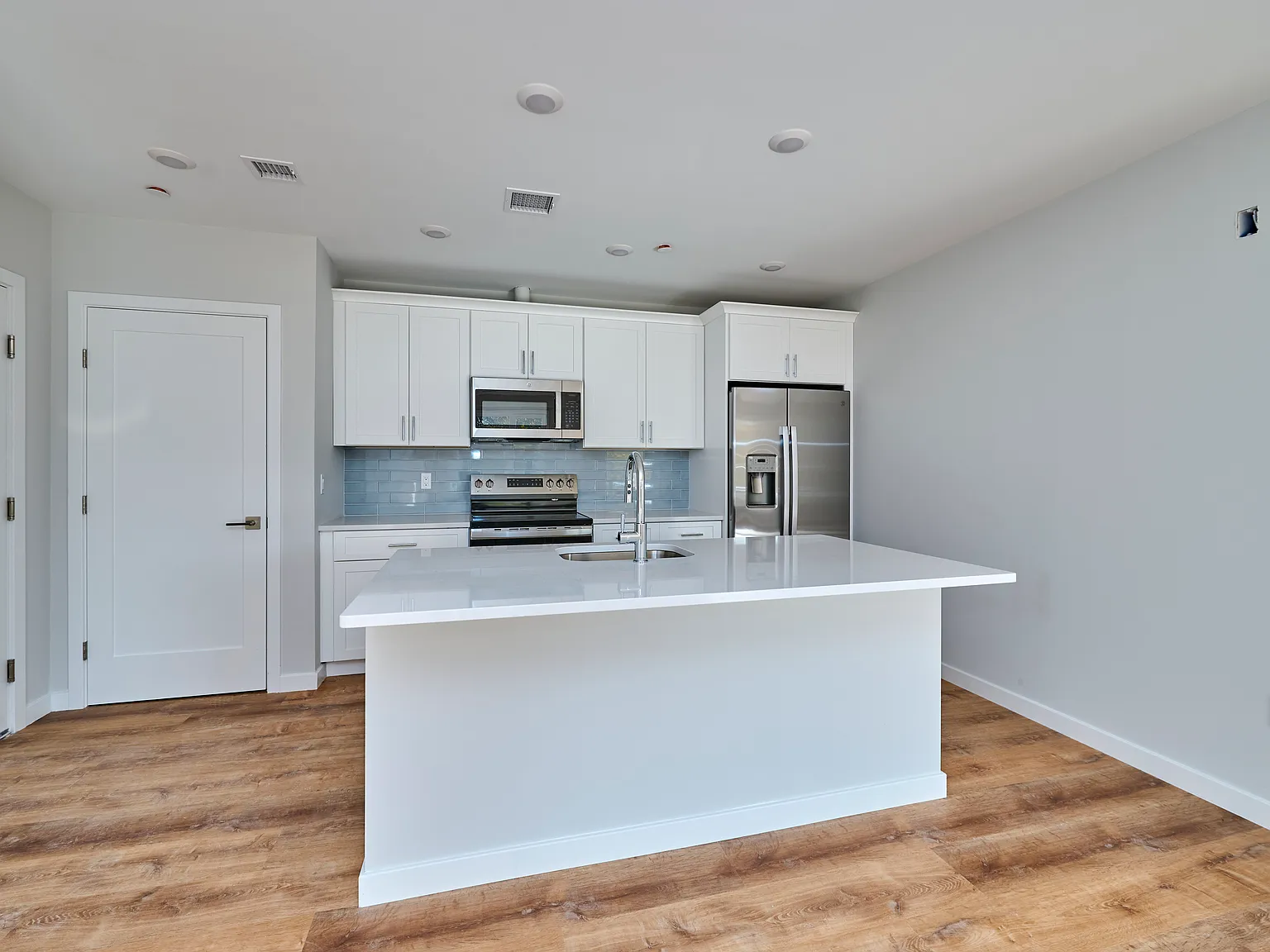 510 Willard Street — Photo 1