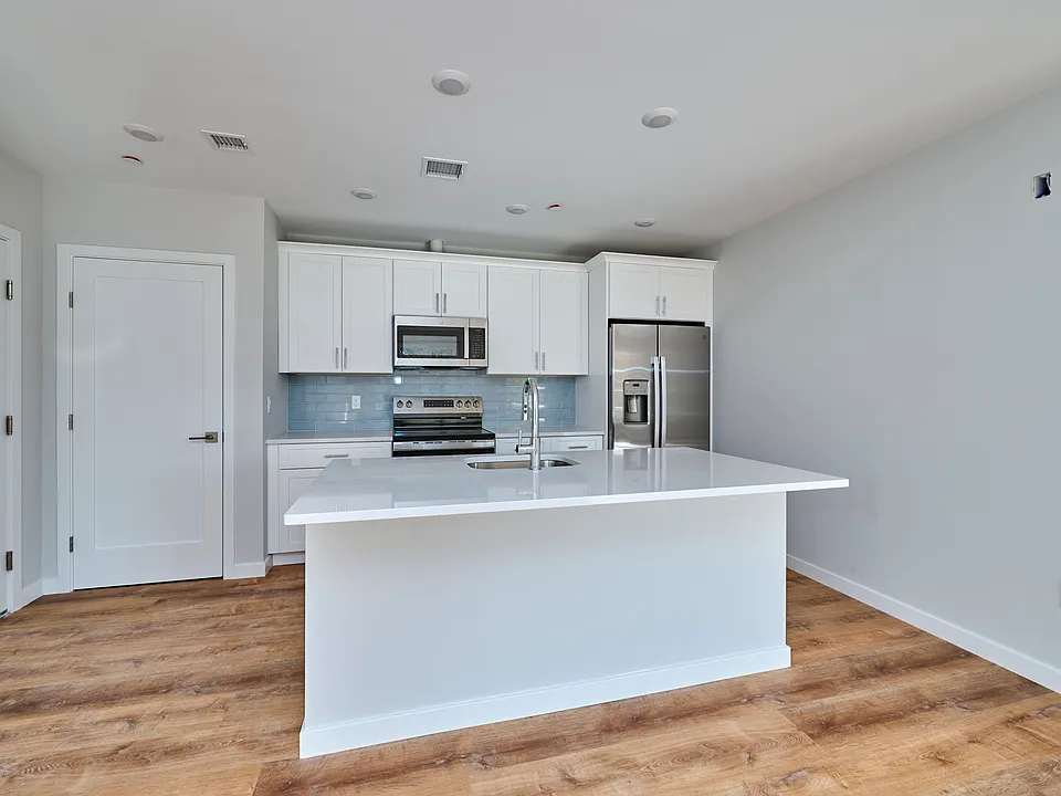 510 Willard Street