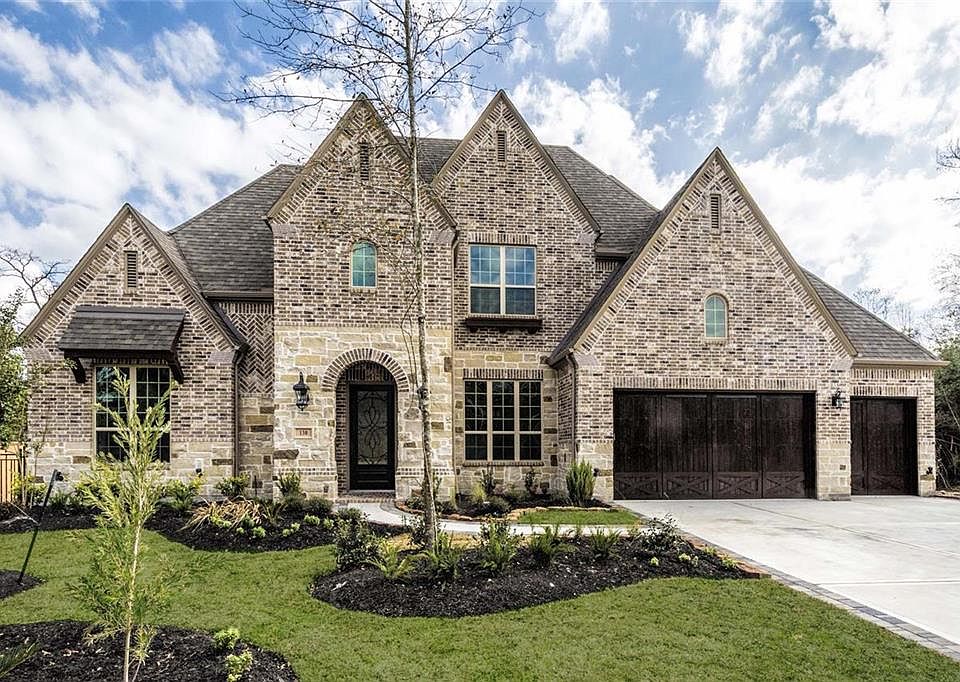 1st image of 130 Caledonia Cir