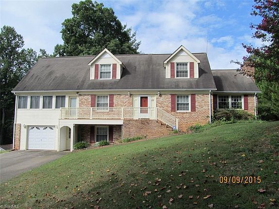 2nd image of 627 Knollwood Dr